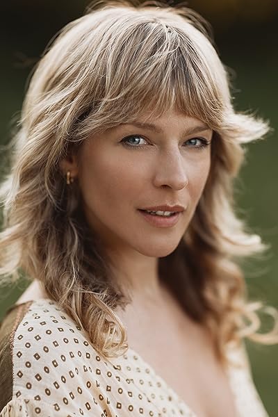 Emma Louise Saunders